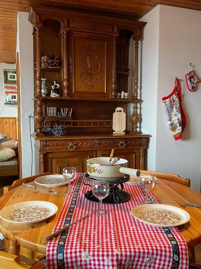 Gemuetliche Wohnung Mit Traumaussicht! Albinen Εξωτερικό φωτογραφία